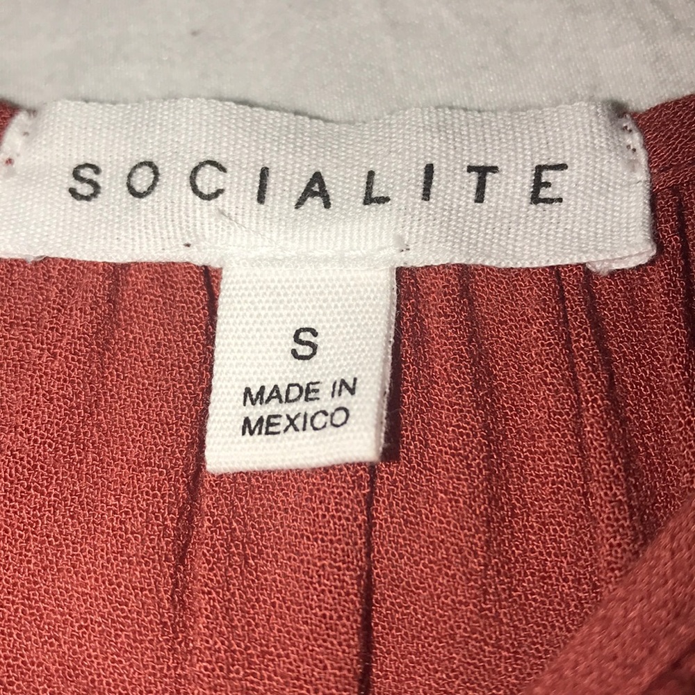Socialite Rust romper - Picture 5 of 6